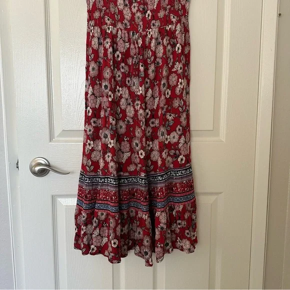 Red Midi Sundress with Smocked Tiered Design for Casual Wear - Picture 7 of 11